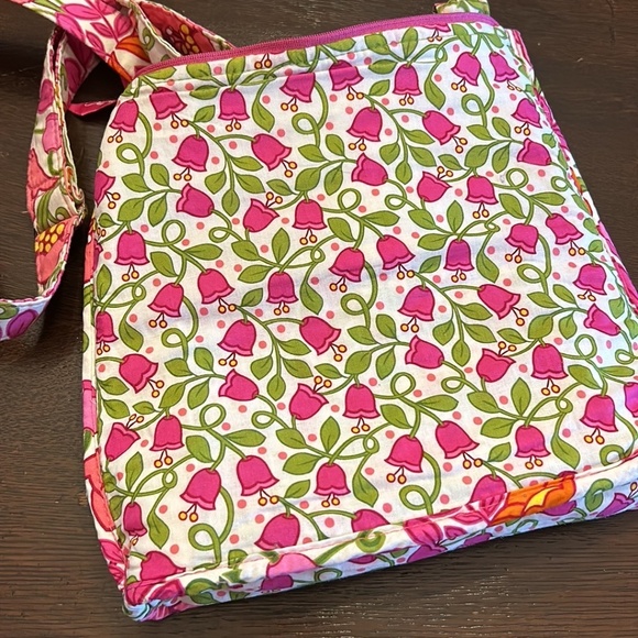 Vera Bradley Spring Floral Quilted Crossbody Bag - Picture 5 of 12